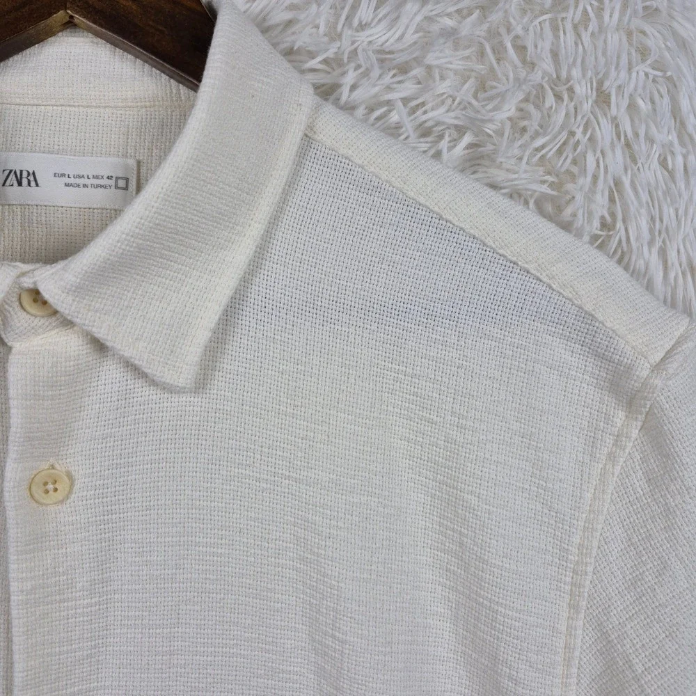 Zara Mens Crochet Textured Short Sleeve Button Down Shirt Off White Cream Large